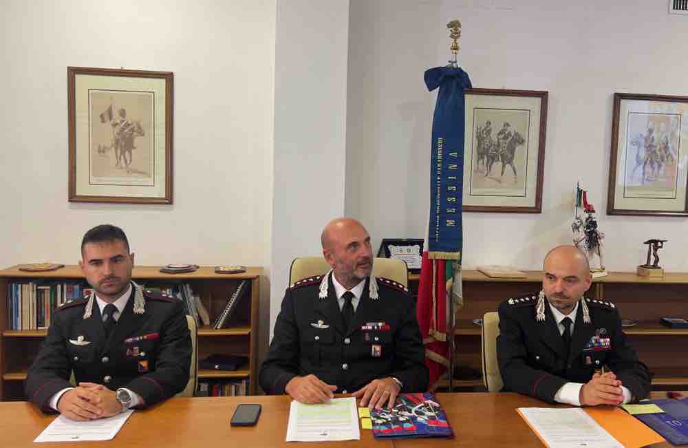 Carabinieri, al Comando Provinciale di Messina si presenta il calendario Storico